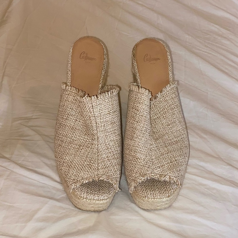 Women's Tan Slip-On Wedges